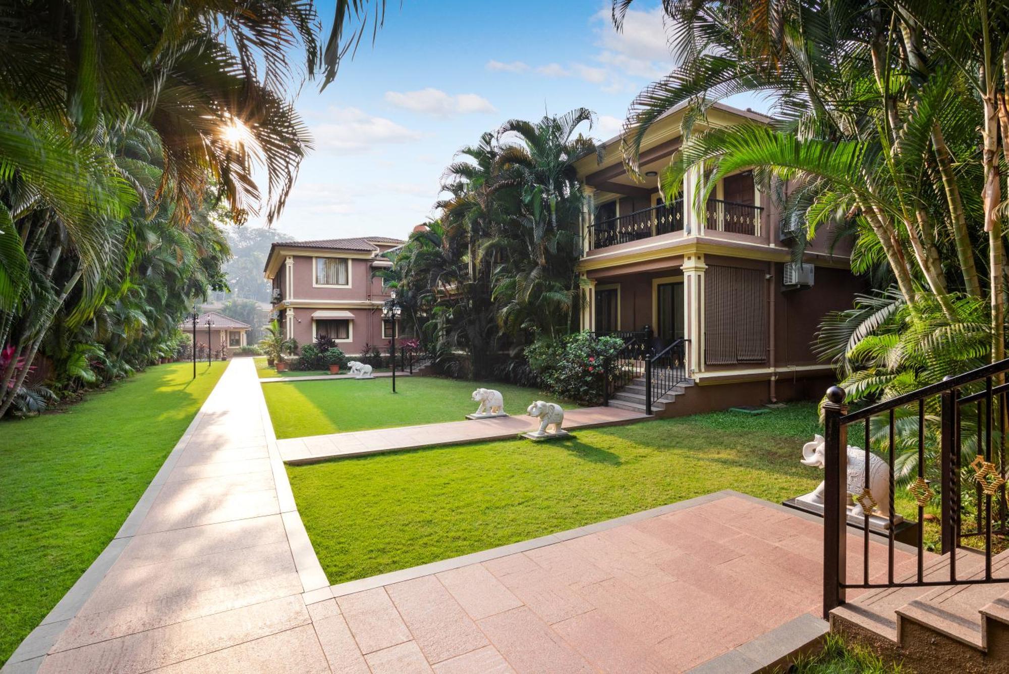 Seashell Suites And Villas- Candolim Goa Exterior foto