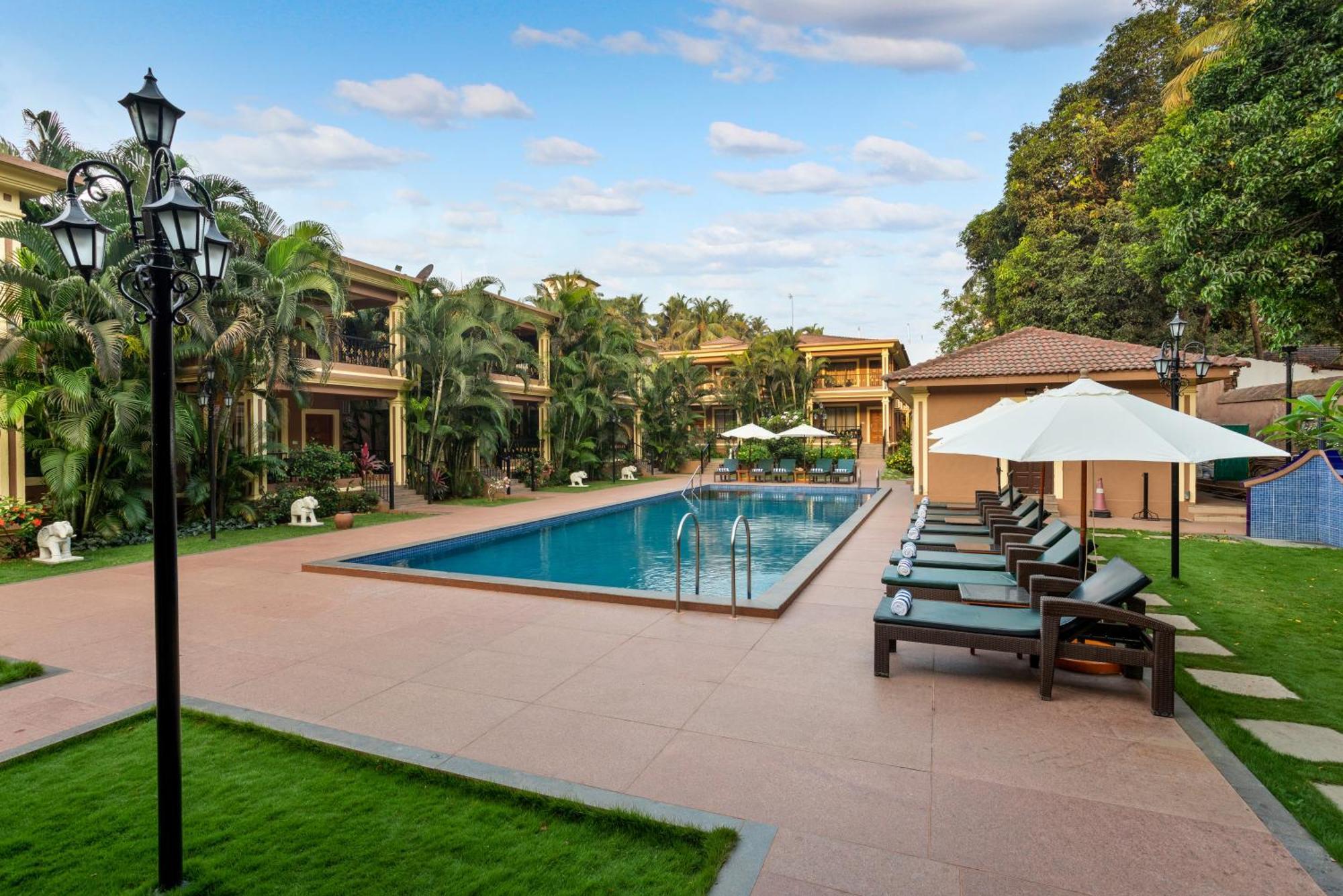 Seashell Suites And Villas- Candolim Goa Exterior foto